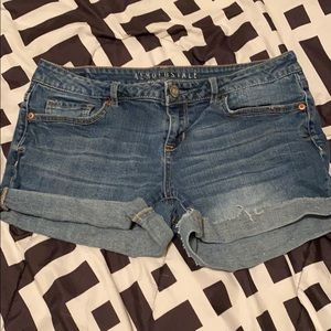 Only worn a few times